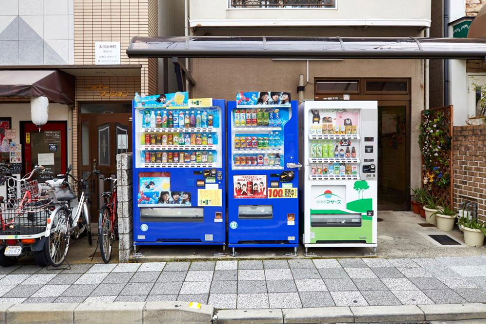 Vending machine business, 自動販売機 jidouhanbaiki, by Edward Way