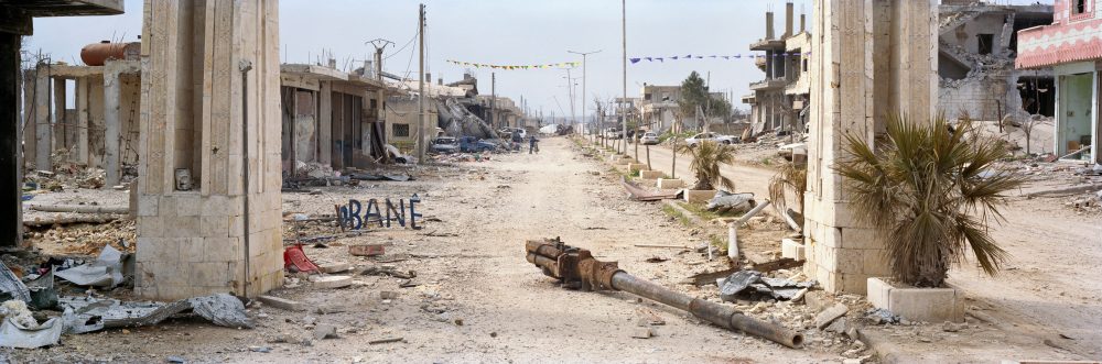 The city of Kobane photographed by Kai Wiedenhöfer