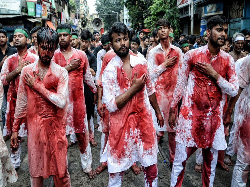 The Act of Mourning - Sine-zani (beating the chest); Kolkata, India - Oct 2016